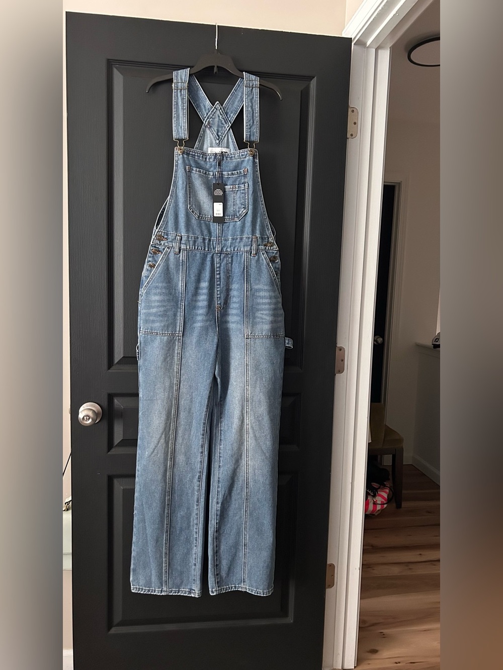 FREE TEE/“NWT” FASHION NOVA UTILITY OVERALLS